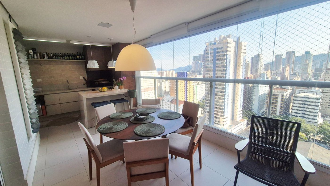 Apartamento com 3 dormitórios à venda, 144 m² por R$ 2.400.000,00 - Gonzaga - Santos/SP
