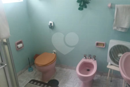 Sobrado à venda com 2 quartos, sendo 1 suíte, em Tucuruvi, São Paulo, SP