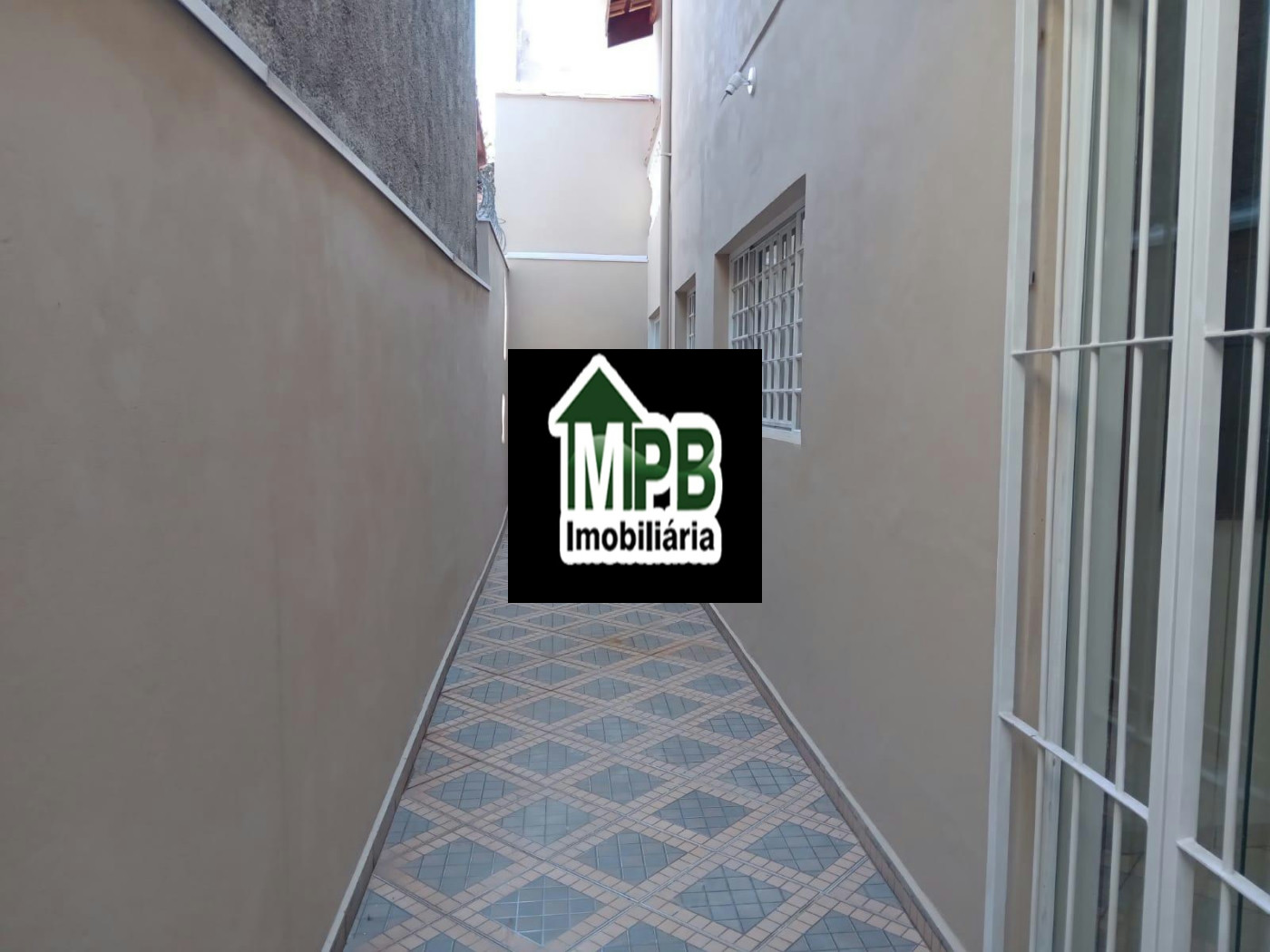 Sobrado à venda com 2 quartos, sendo 1 suíte, em Jardim Altos Do Itavuvu, Sorocaba, SP