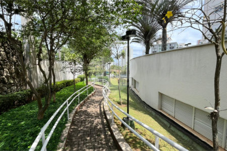 Apartamento à venda com 4 quartos, sendo 3 suítes, em Vila Andrade, São Paulo, SP