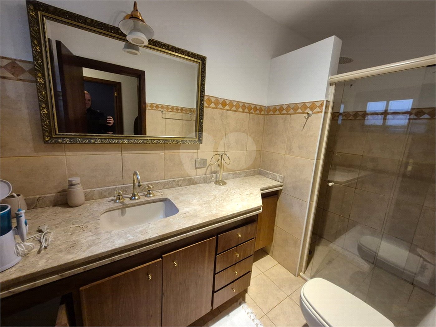 Casa à venda com 3 quartos, sendo 1 suíte, no condomínio Parque Petrópolis 4 Secção, Mairiporã - SP