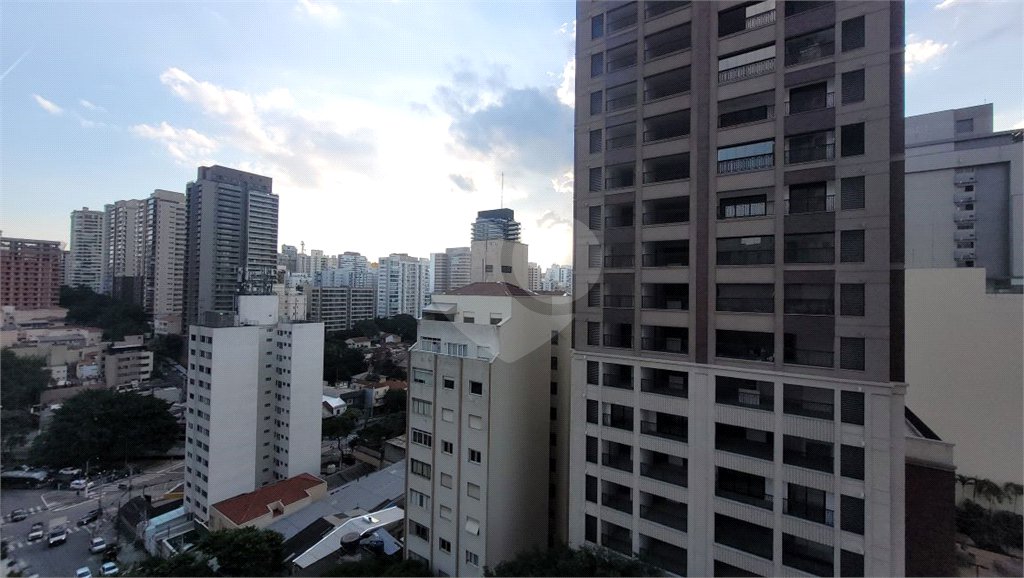 Apartamento à venda com 3 suítes em Perdizes, São Paulo, SP