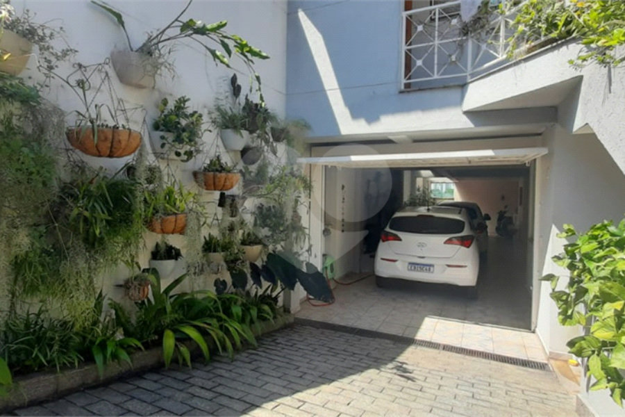 Casa à venda com 4 quartos, sendo 2 suítes,  em Jardim Paraíso, São Paulo, SP