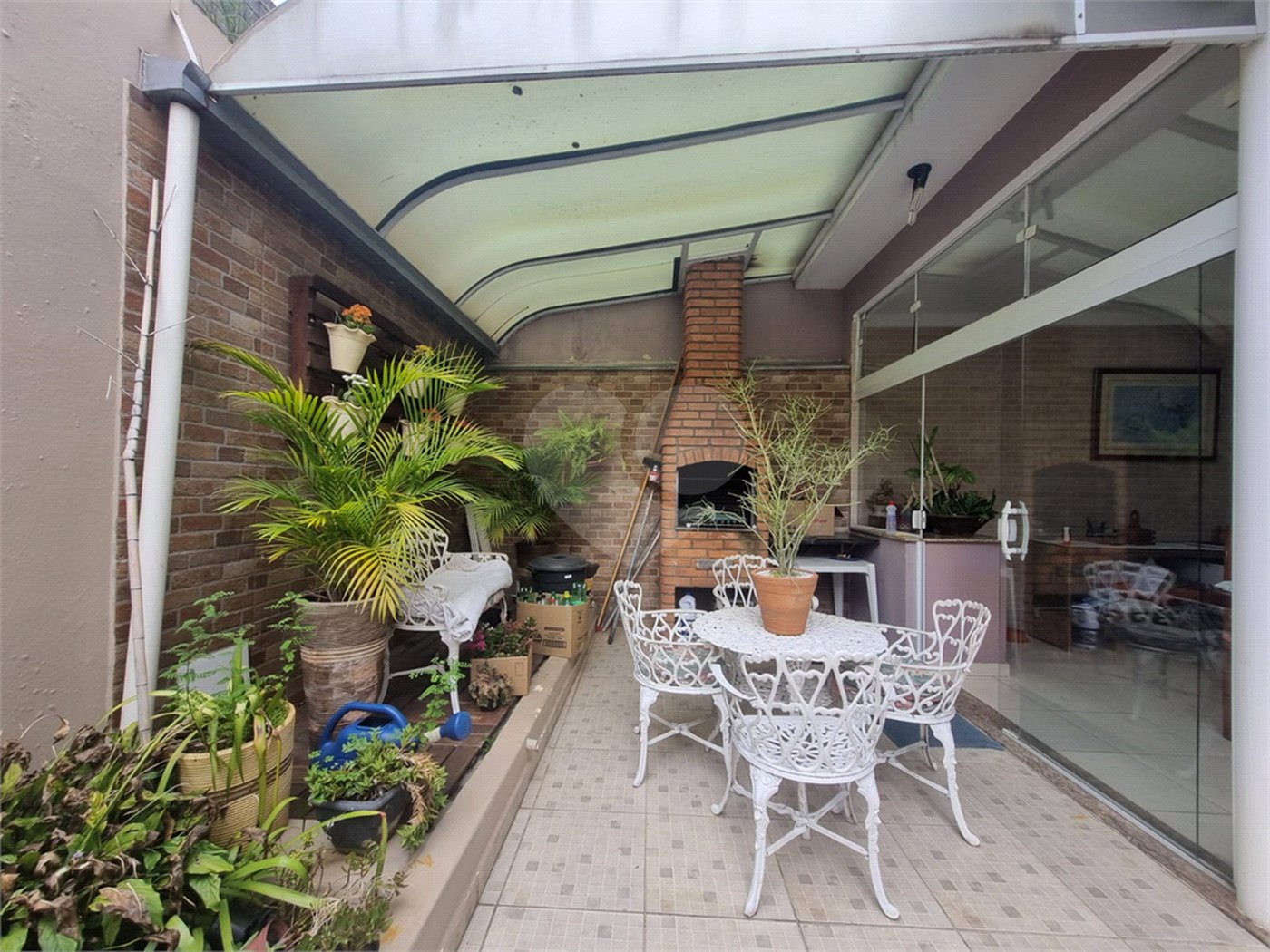 Casa à venda com 4 quartos, sendo 1 suíte,  no condomínio Ibiti do Paço, Sorocaba - SP