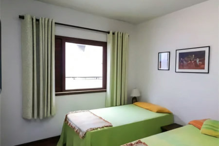 Sobrado à venda com 3 quartos, sendo 1 suíte, em Vila Universitária, São Paulo, SP