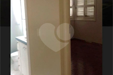 Casa à venda com 4 quartos, sendo 2 suítes, no condomínio Bosque de Grevilea, Vinhedo - SP