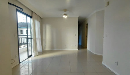 Apartamento à venda com 3 quartos, sendo 1 suíte,  em Vila Romana, São Paulo, SP