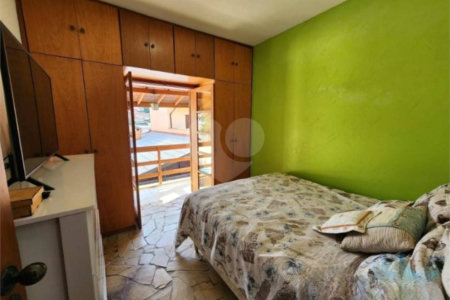 Casa à venda com 3 quartos, sendo 1 suíte, no Centro, Vinhedo, SP
