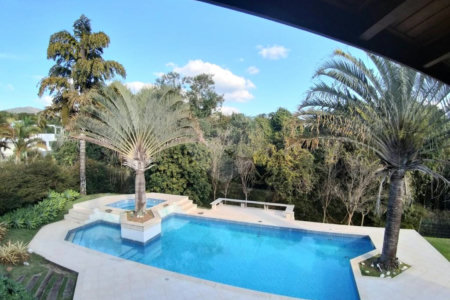 Casa à venda com 3 suítes em Nova Gardênia, Atibaia, SP
