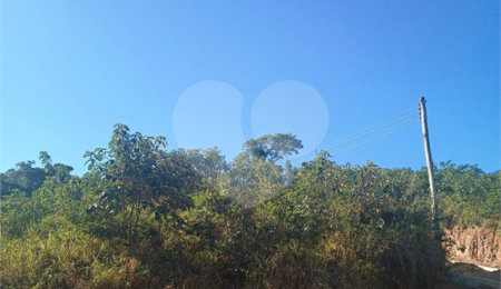 Terreno à venda no condomínio Bosque da Represa, Nazaré Paulista - SP