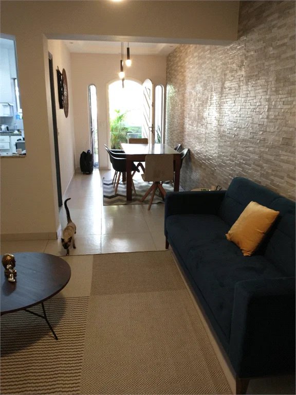 Sobrado à venda com 3 quartos, sendo 1 suíte, em Vila Ipojuca, São Paulo, SP