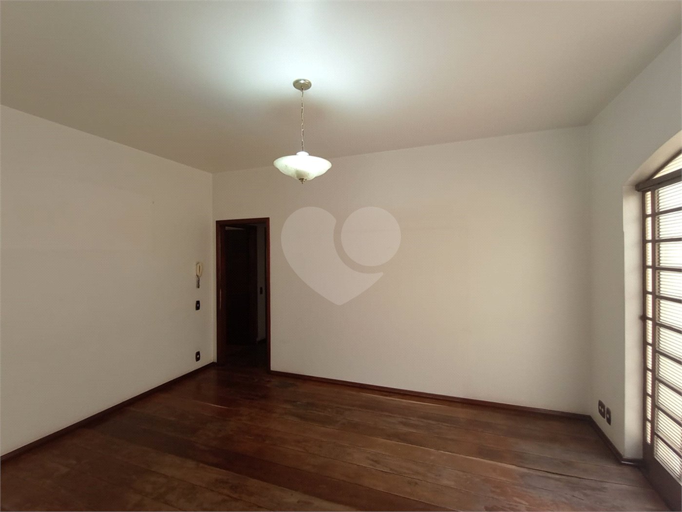 Casa à venda com 4 quartos, sendo 1 suíte,  no Centro, Itapetininga, SP