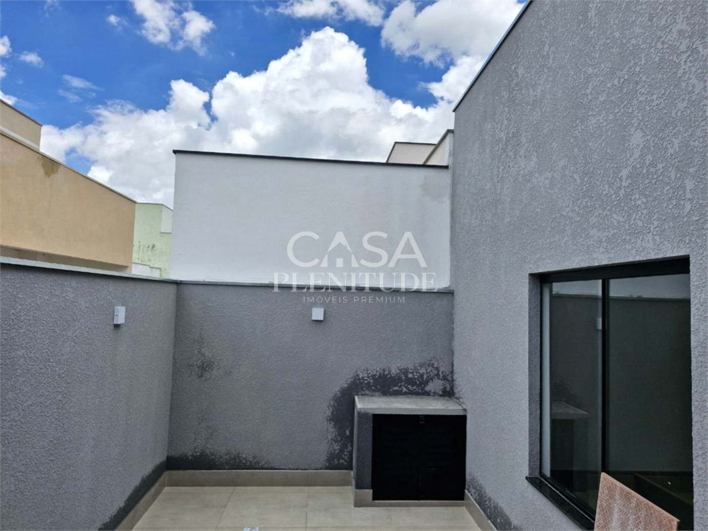 Casa em condomínio à venda com 3 quartos, sendo 1 suíte, em Cajuru do Sul, Sorocaba, SP