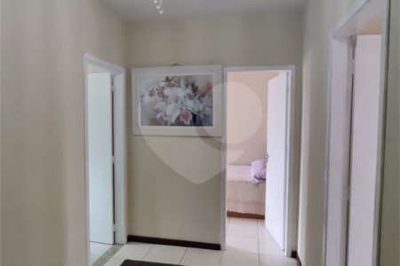 Casa à venda com 3 quartos, sendo 1 suíte, em Inhoaíba, Rio de Janeiro, RJ