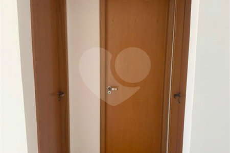 Apartamento à venda com 2 quartos, sendo 1 suíte, em Vila Galvão, Guarulhos, SP