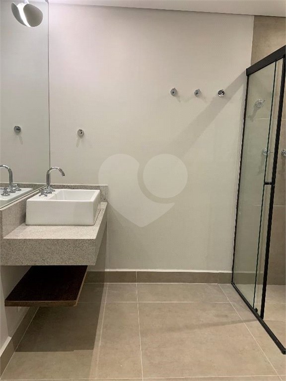 Casa à venda ou para alugar com 3 suítes em Tanque, Atibaia, SP