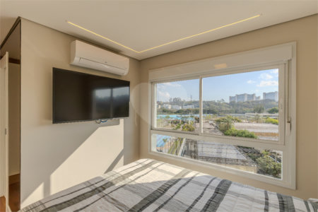 Apartamento à venda com 2 suítes em Santo Amaro, São Paulo, SP