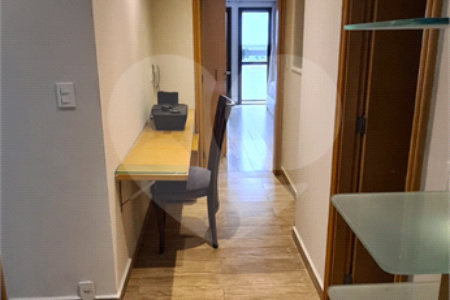 Apartamento para venda e locação de 130m² no Jardim Paulista com 2 suítes e 2 vagas.