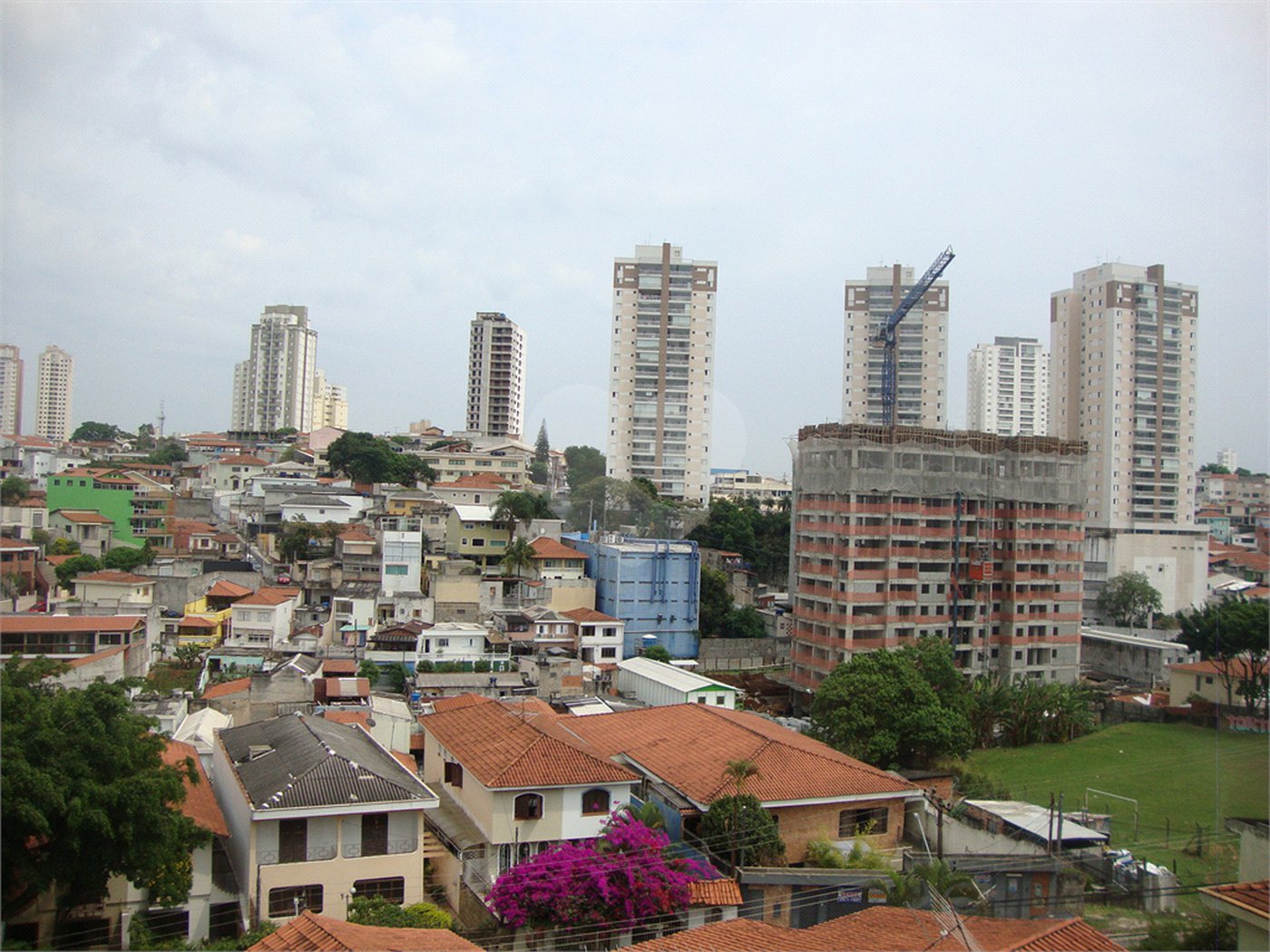 Sobrado à venda com 5 quartos, sendo 1 suíte, em Mandaqui, São Paulo, SP