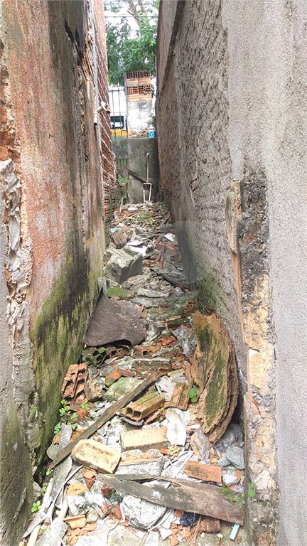 Terreno à venda com 4 quartos, sendo 1 suíte, em Parada Inglesa, São Paulo, SP