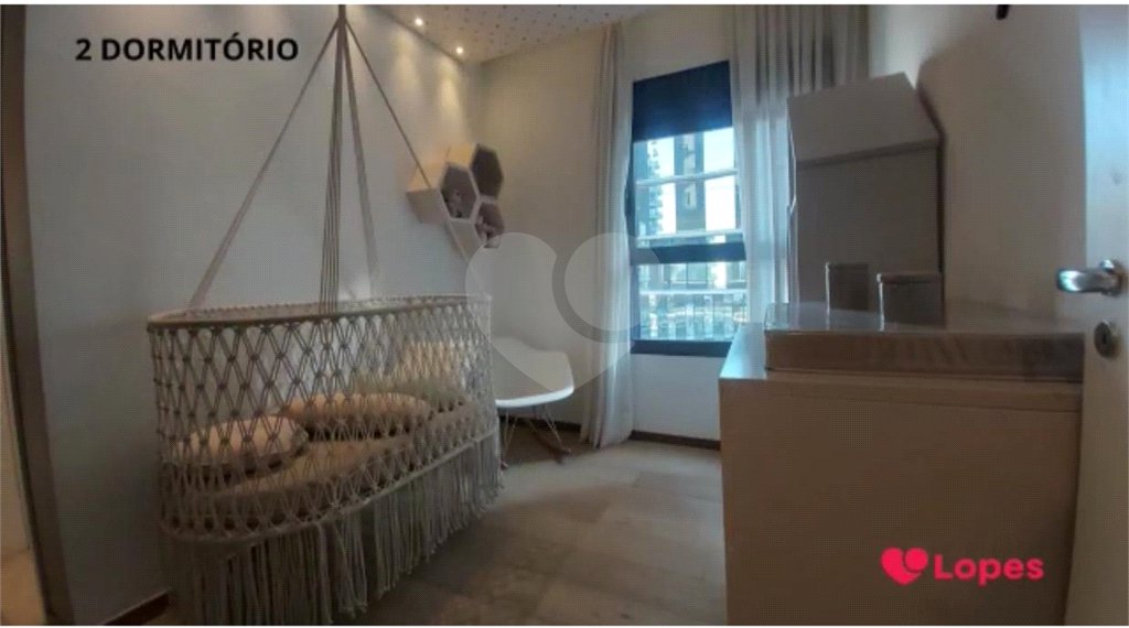 Apartamento à venda com 2 quartos, sendo 1 suíte,  em Jardim das Acácias, São Paulo, SP
