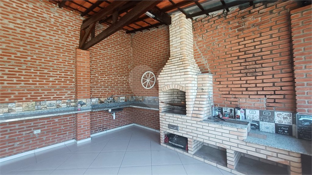 Casa à venda com 3 quartos, sendo 1 suíte, no condomínio Santa Inês, Itu - SP