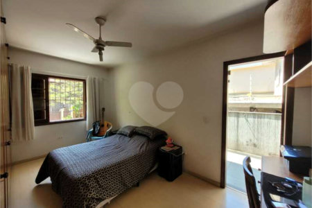 Sobrado à venda com 6 quartos, sendo 2 suítes, em Vila Romana, São Paulo, SP