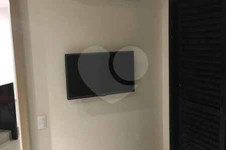 Flat à venda com 1 quarto em Cerqueira César, São Paulo, SP