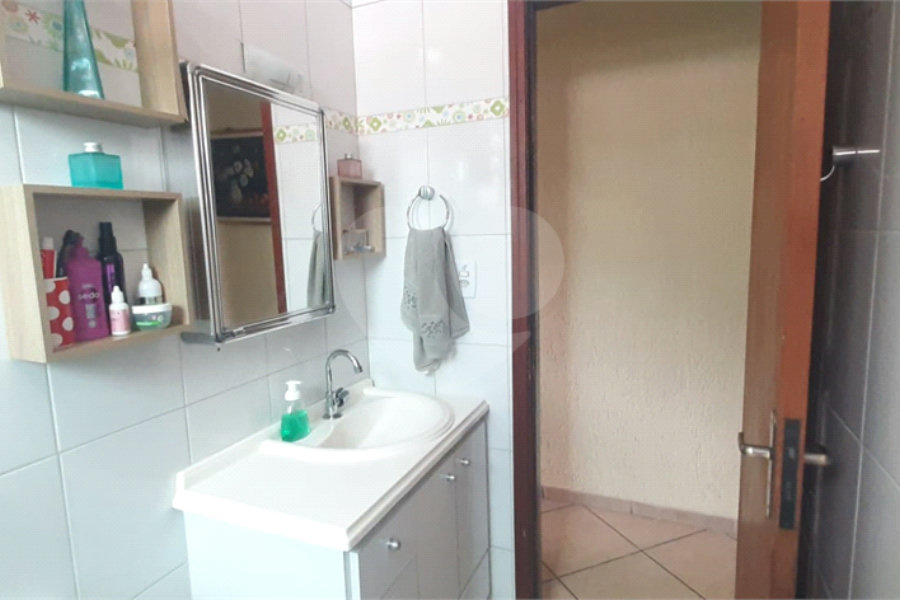 Sobrado à venda com 4 quartos, sendo 1 suíte,  em Tremembé, São Paulo, SP