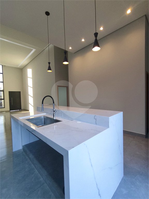 Casa à venda ou para alugar com 3 suítes no condomínio Lagos D'icaraí, Salto - SP