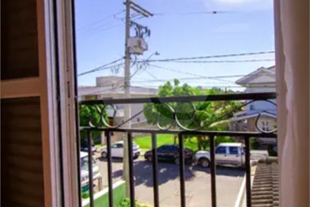 Casa à venda com 4 quartos, sendo 3 suítes,  no condomínio Altos da Serra Vi, São José dos Campos - SP