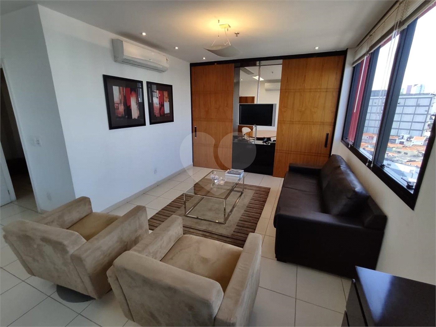 Sala comercial com 160m² , 4 vagas , à venda em Pinheiros.
