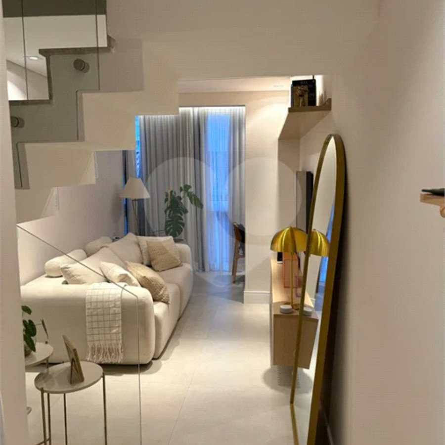 Apartamento duplex de 102 m² com 2 dormitórios, sendo 1 suíte, 3 banheiros, área gourmet e 1 vaga de garagem. Conforto, estilo e exclusividade em um só imóvel!