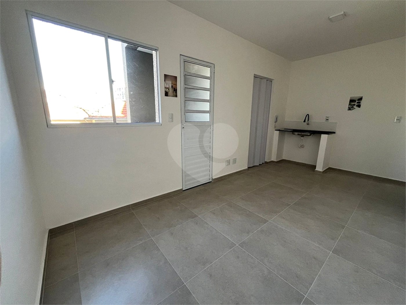 Sobre kitnet com 20 m² para alugar na Mooca