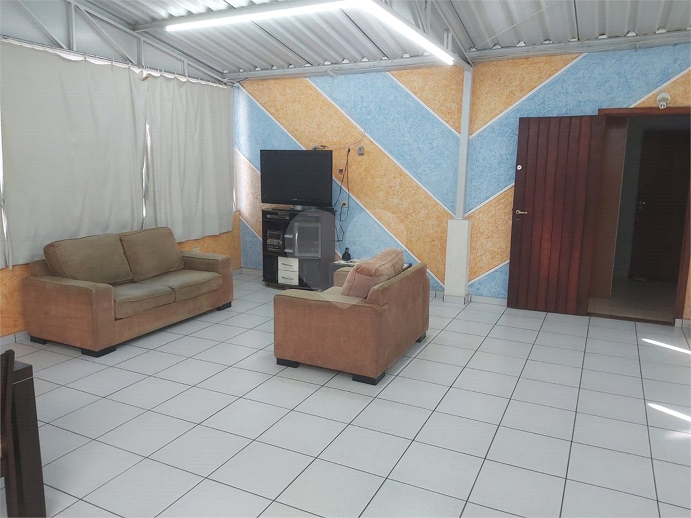 Casa de Vila à venda com 4 quartos, sendo 1 suíte, em Vila Medeiros, São Paulo, SP