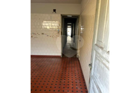 Sobrado à venda com 3 quartos, sendo 1 suíte, em Vila Paulicéia, São Paulo, SP