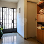 Sobrado à venda com 5 quartos, sendo 1 suíte,  em Vila Nova Conceição, São Paulo, SP