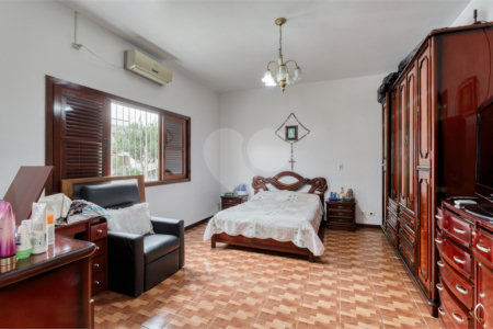 Casa à venda com 3 quartos, sendo 1 suíte, em Vila Cruzeiro, São Paulo, SP