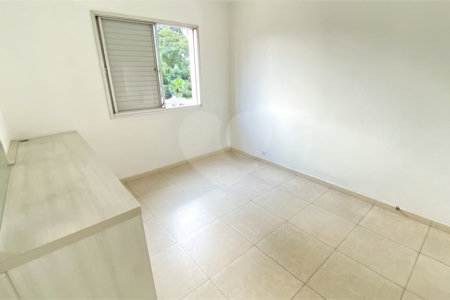 Apartamento à venda com 3 quartos, sendo 1 suíte, em Campo Belo, São Paulo, SP