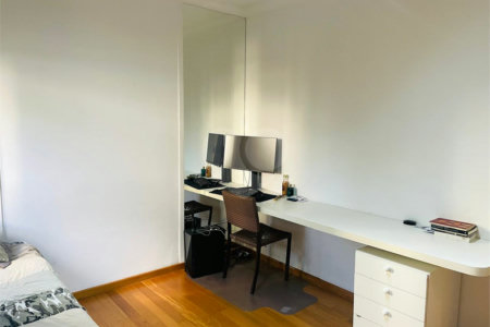 Apartamento à venda com 4 suítes em Morumbi, São Paulo, SP