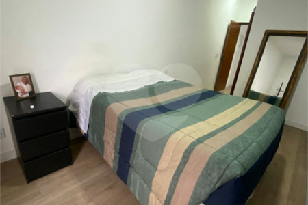 Sobrado à venda com 3 quartos, sendo 1 suíte, em Jardim Petrópolis, São Paulo, SP