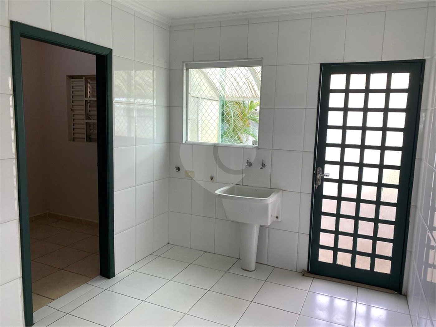 Sobrado à venda com 3 quartos, sendo 1 suíte, em Vila Lageado, São Paulo, SP