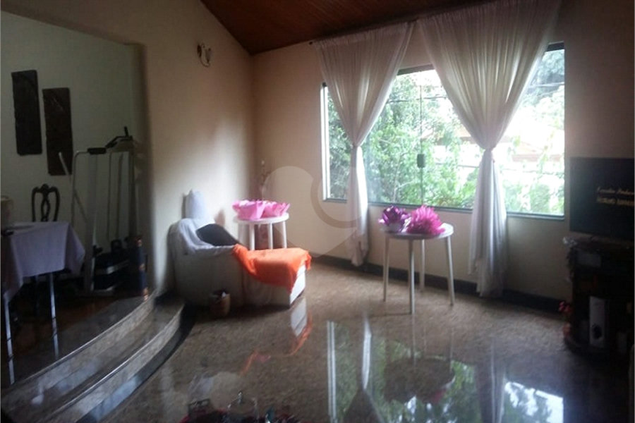 Sobrado à venda com 2 quartos, sendo 1 suíte, em Jardim Virginia Bianca, São Paulo, SP