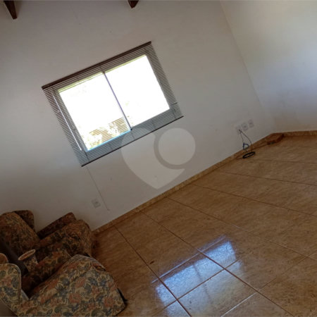 Casa Térrea à venda com 3 quartos em Guaxinduva, Atibaia, SP