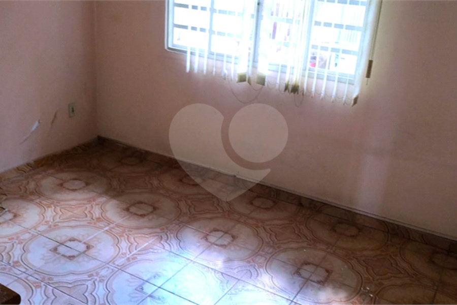 Casa Térrea à venda com 2 quartos, sendo 1 suíte,  em Vila Maria, São Paulo, SP