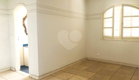 Sobrado à venda com 4 quartos, sendo 3 suítes,  em Vila Rosália, Guarulhos, SP