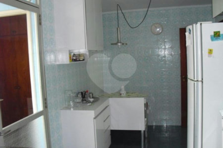 Apartamento à venda com 4 quartos, sendo 1 suíte, em Campo Belo, São Paulo, SP