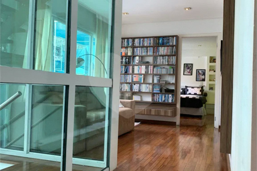 Casa à venda com 4 suítes em Santana, São Paulo, SP
