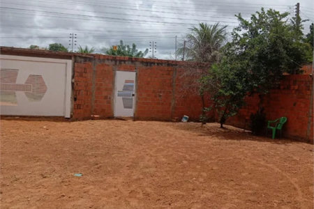 Casa à venda com 2 quartos em Jardim Iracema, Balsas, MA