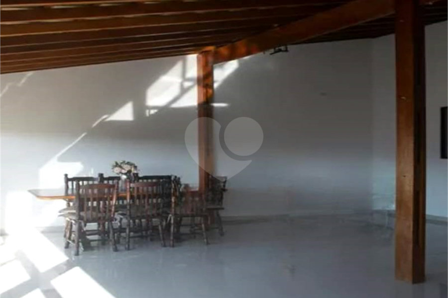 Sobrado à venda com 3 quartos, sendo 1 suíte, em Vila Nova Cachoeirinha, São Paulo, SP